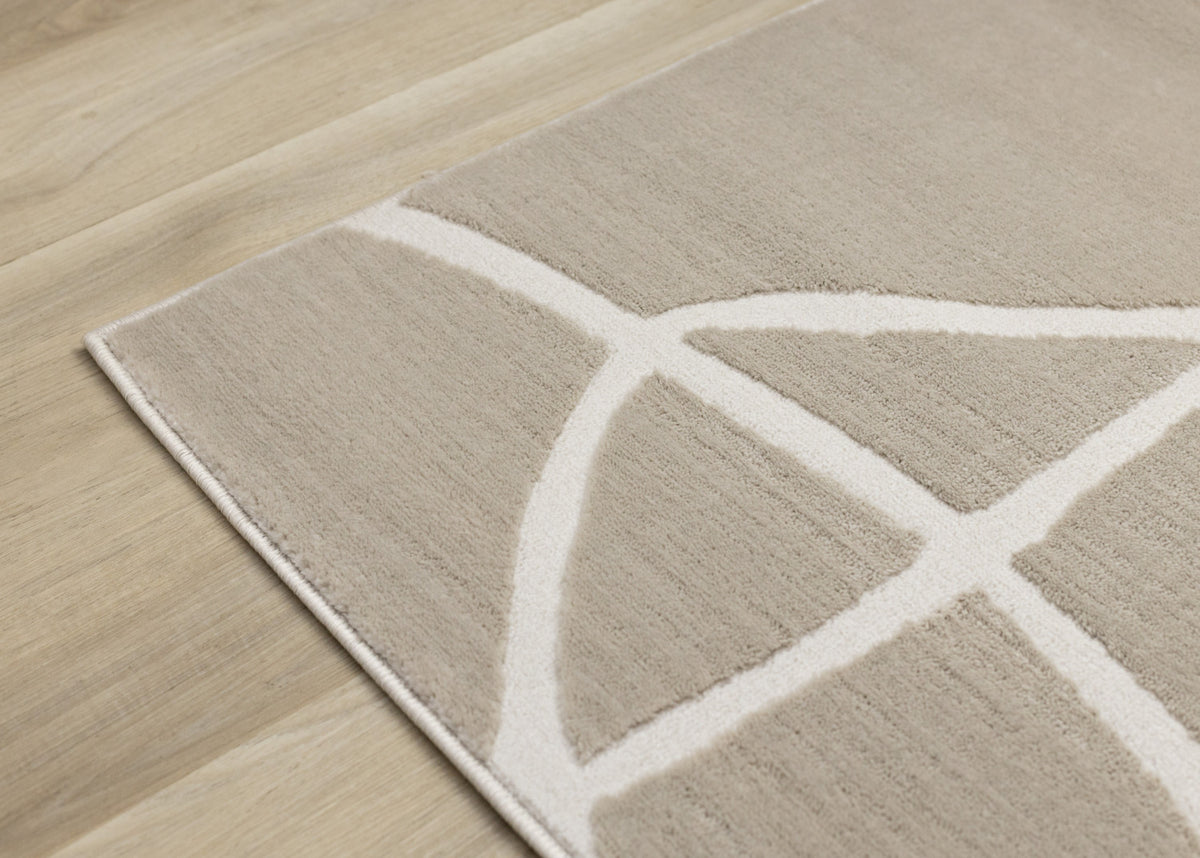 Logan Contemporary Swirls Area Rug - 7' X 10' - Beige/Cream
