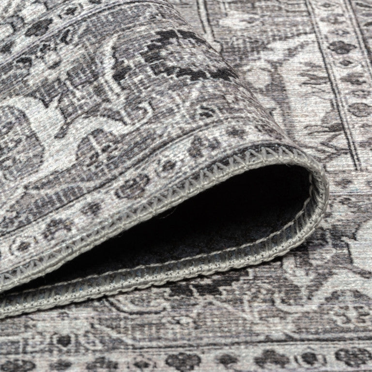 Aura Traditional Rug - 6' x 9' - Black /White