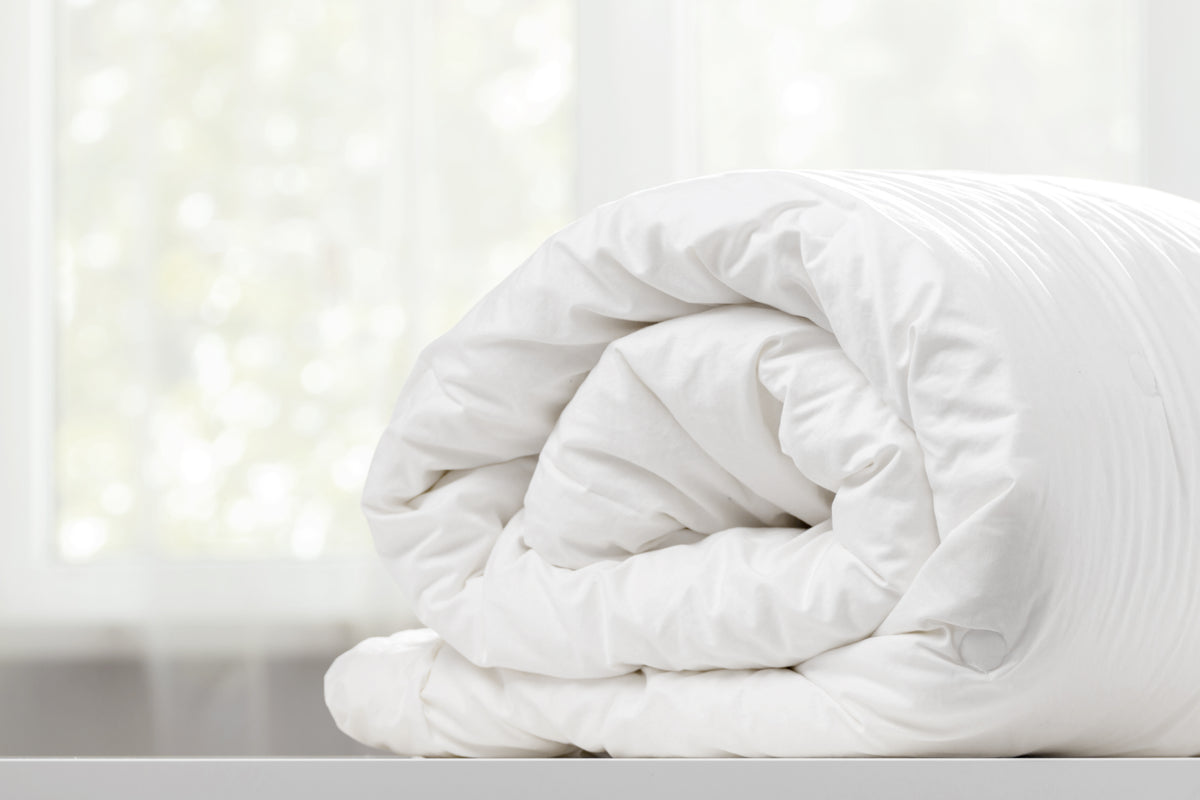 Cotton House All Season King Duvet - White