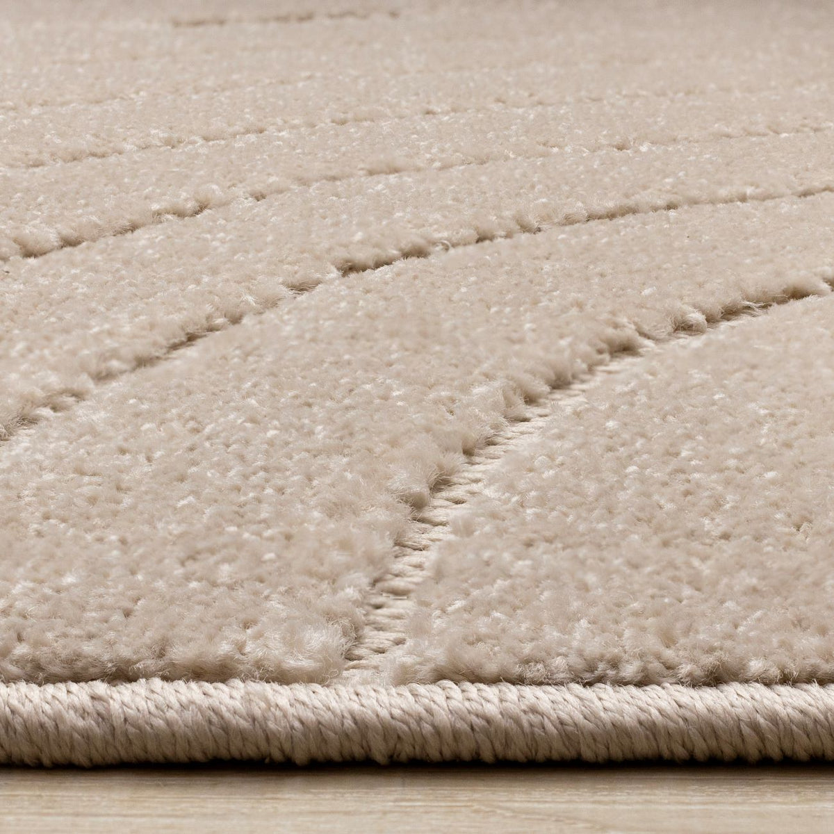 Golden Dunes 6'7" x 9'6" Modern Curved Arches Design Area Rug - Beige