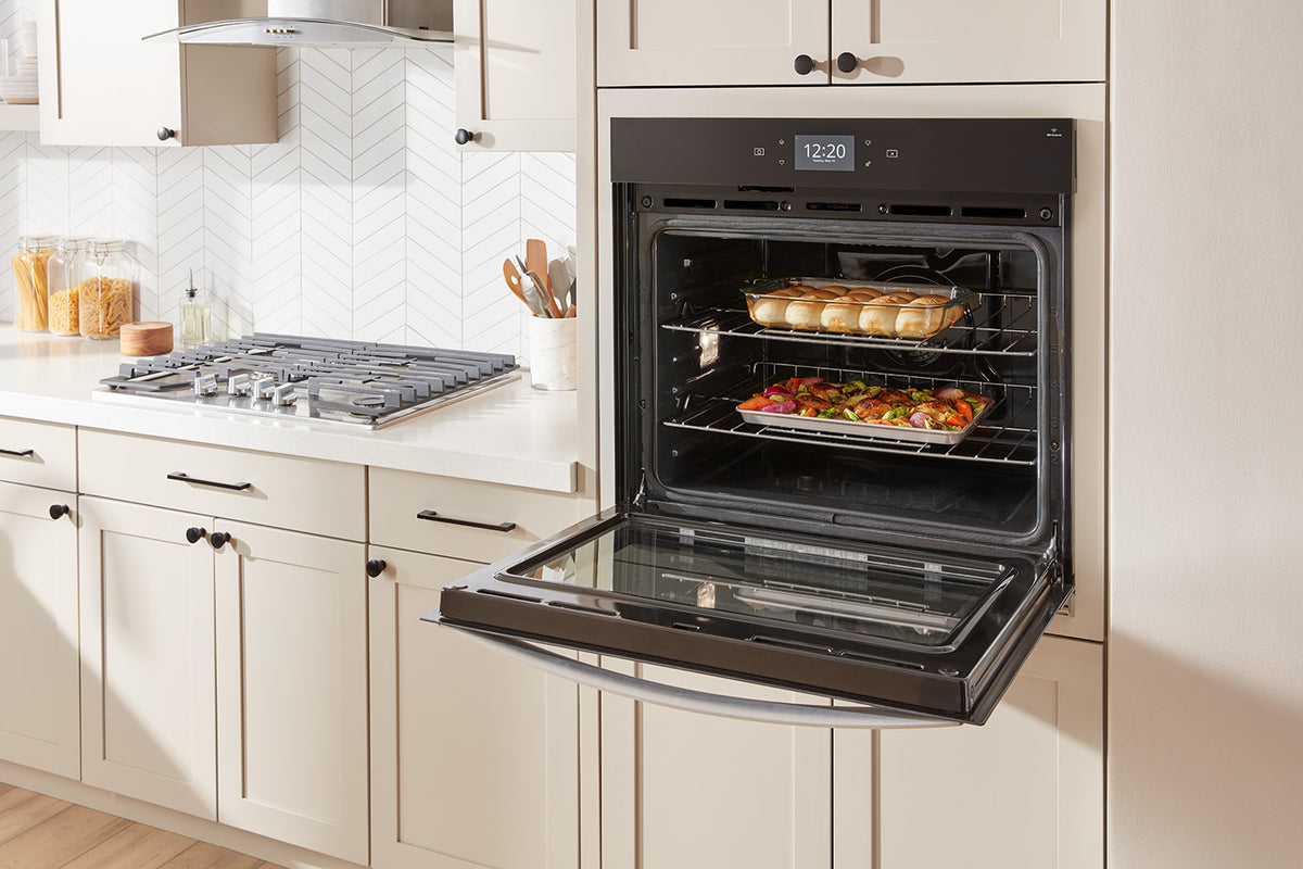 Whirlpool Fingerprint Resistant Stainless Steel Wall Oven (4.30 Cu Ft) - WOES7027PZ