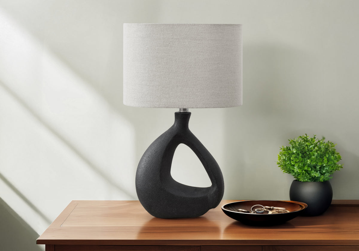 Tavra Table Lamp - Black