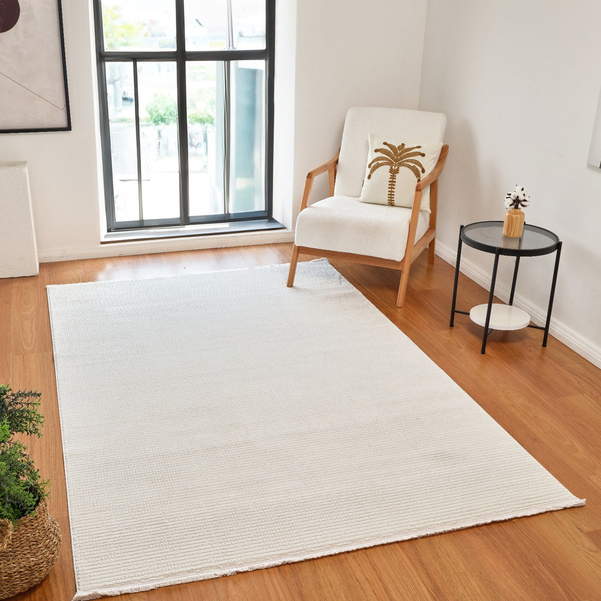 L2 Decor Karizma Area Rug 5' x 8' with Underpad - Cream